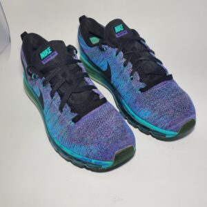 Nike Flyknit Max Condition : Good Size : US 8 26 cm
