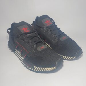 Adidas NMD Condition : Very Good Size : US 7
