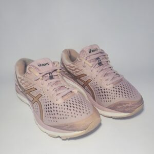 Women Asics Gel Cumulus Condition : Very Good Size : US 7