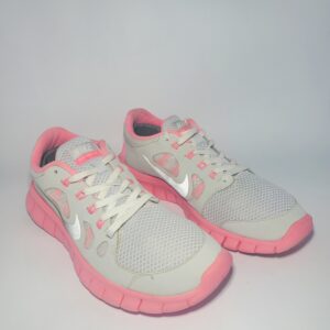 Women Nike Free 5.0 Condition : Excellent Size : US 7
