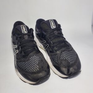 Women Asics Gel Kayano 26 Condition : Very Good Size : US 8.5