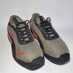 Puma Viz Runner Size : US 10.5 Condition : Very Good